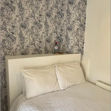Guest house The White 4*