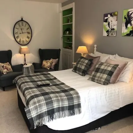 The White Guest house Bowness-on-Windermere