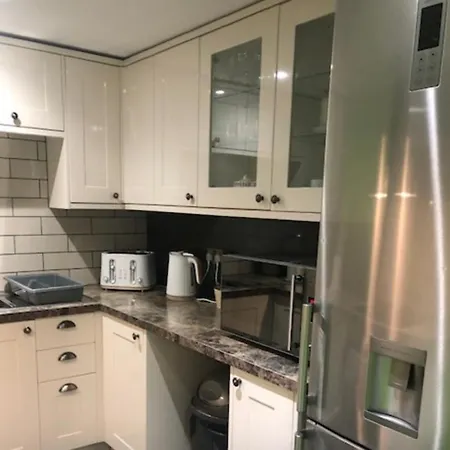 The White Guest house 4*