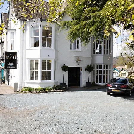 The White Guest house 4*